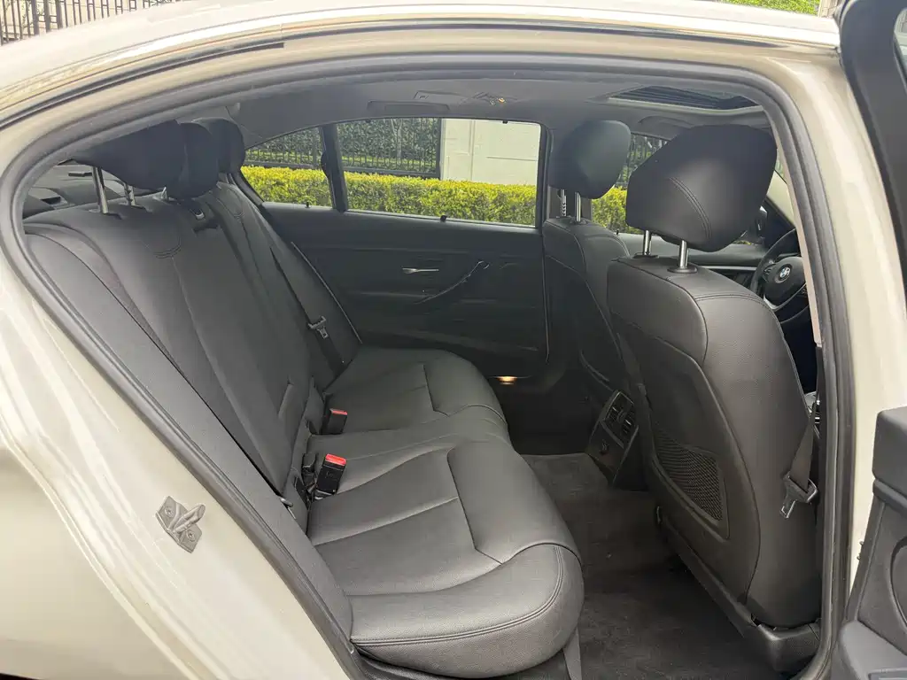 BMW 3 Series 2017 model 320Li Fashion