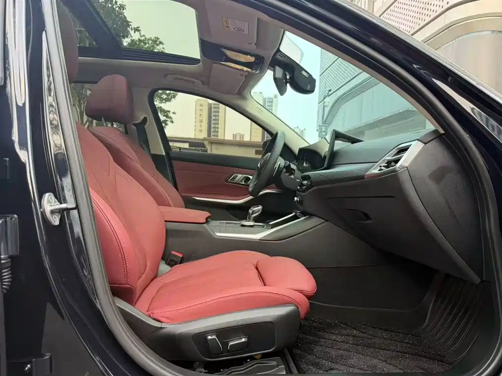 BMW 3 Series 2025 325Li M Sport Package