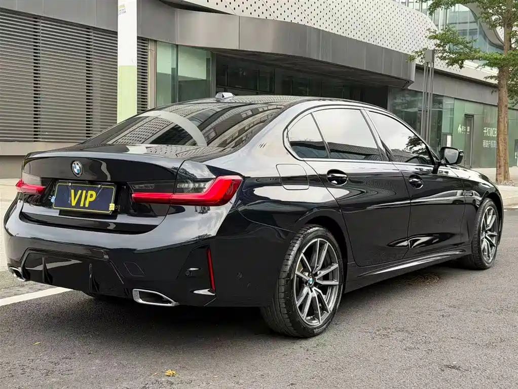 BMW 3 Series 2025 325Li M Sport Package