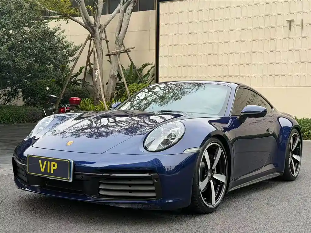 Porsche 911 2023 Carrera 3.0T