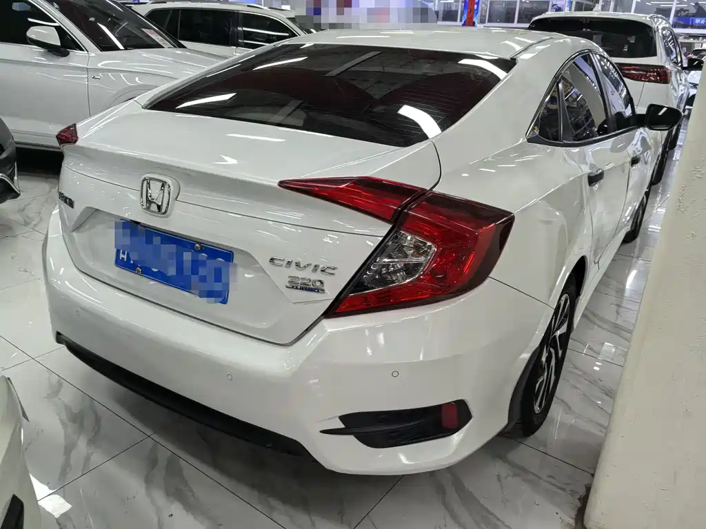 Civic 2016 220TURBO CVT Luxury Edition