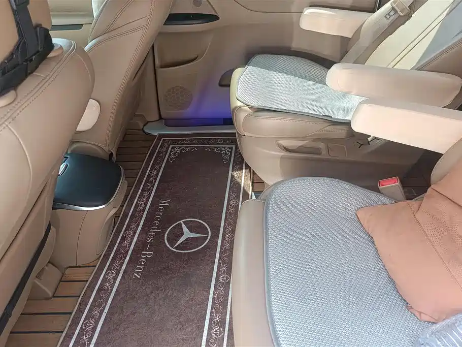 Buick GL8 2017 ES 28T Luxury Edition China V