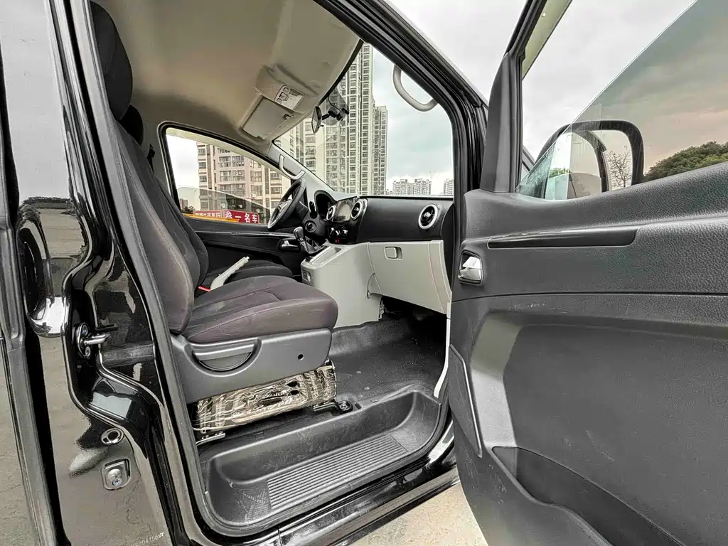 JAC Refine M3 2019 1.6L Express Edition