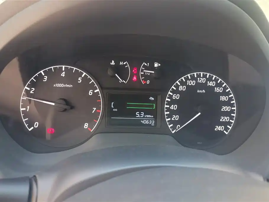 Nissan Sylphy 2012 1.6XL Manual Luxury Edition
