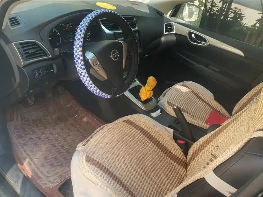 Nissan Sylphy 2012 1.6XL Manual Luxury Edition