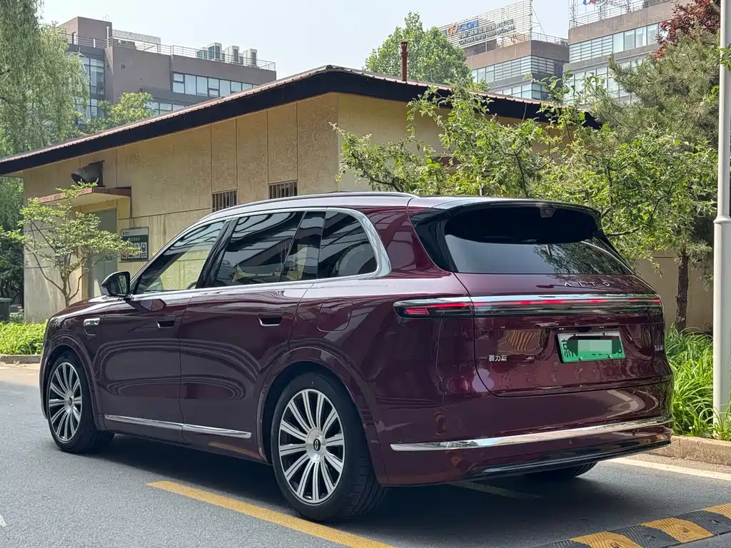 AITO M7 2026 EREV Ultra AWD 5-Seater (192-Line LiDAR)