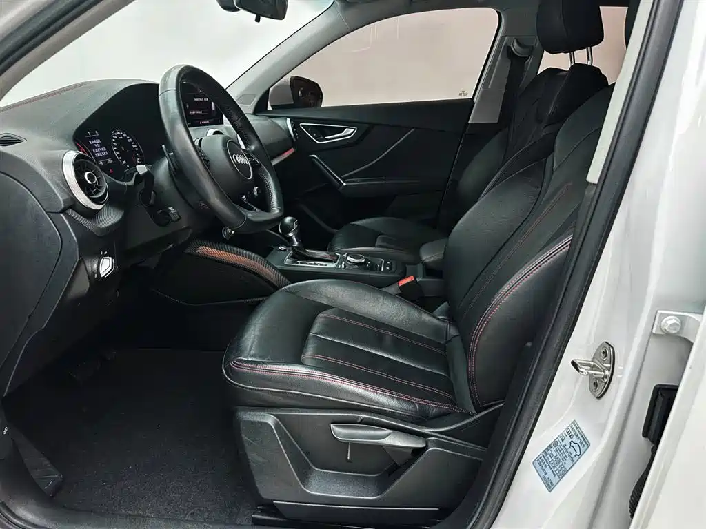 Audi Q2L 2022 35 TFSI Entry Dynamic