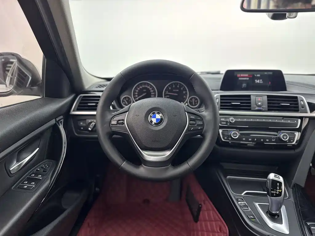BMW 3-Series 2018 320Li Fashion Edition