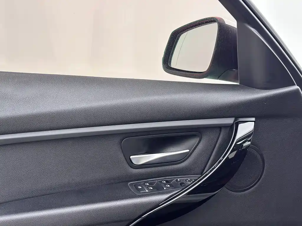 BMW 3-Series 2018 320Li Fashion Edition