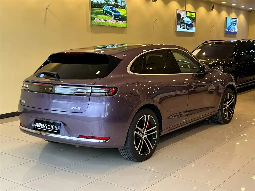 AITO M5 2025 EREV Ultra AWD
