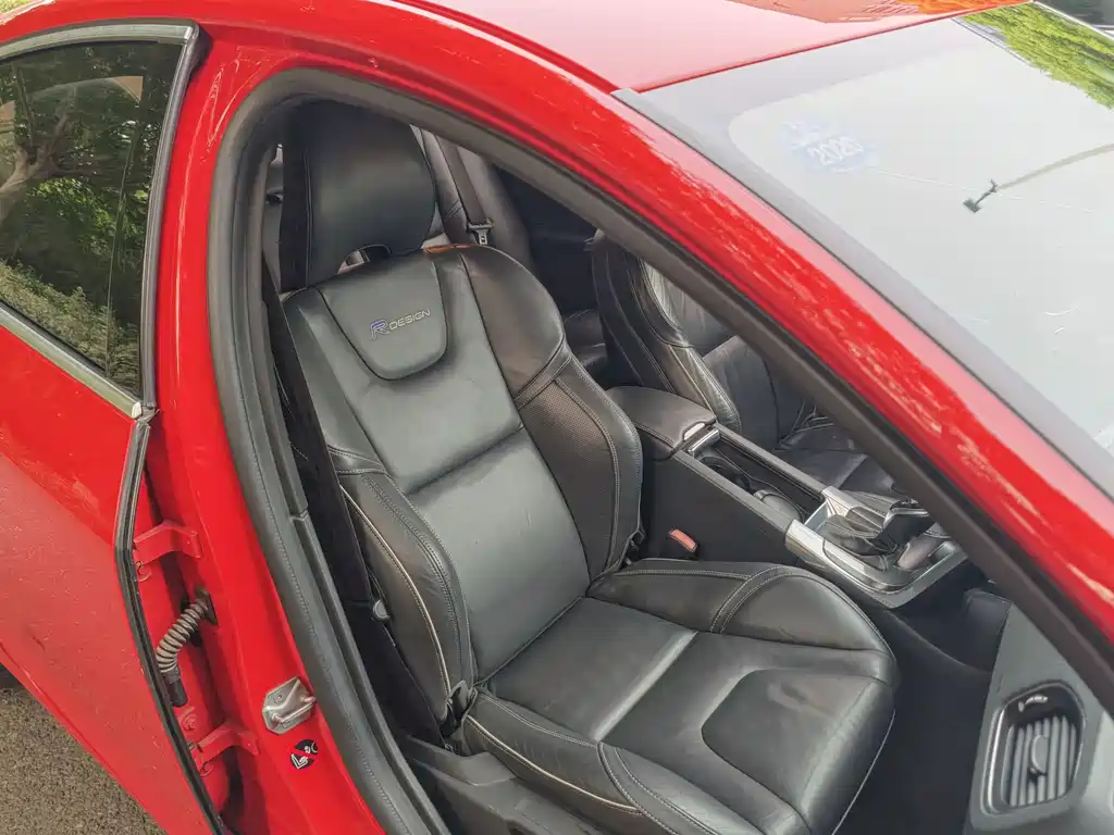 Volvo S60 2014 T5 R-Design