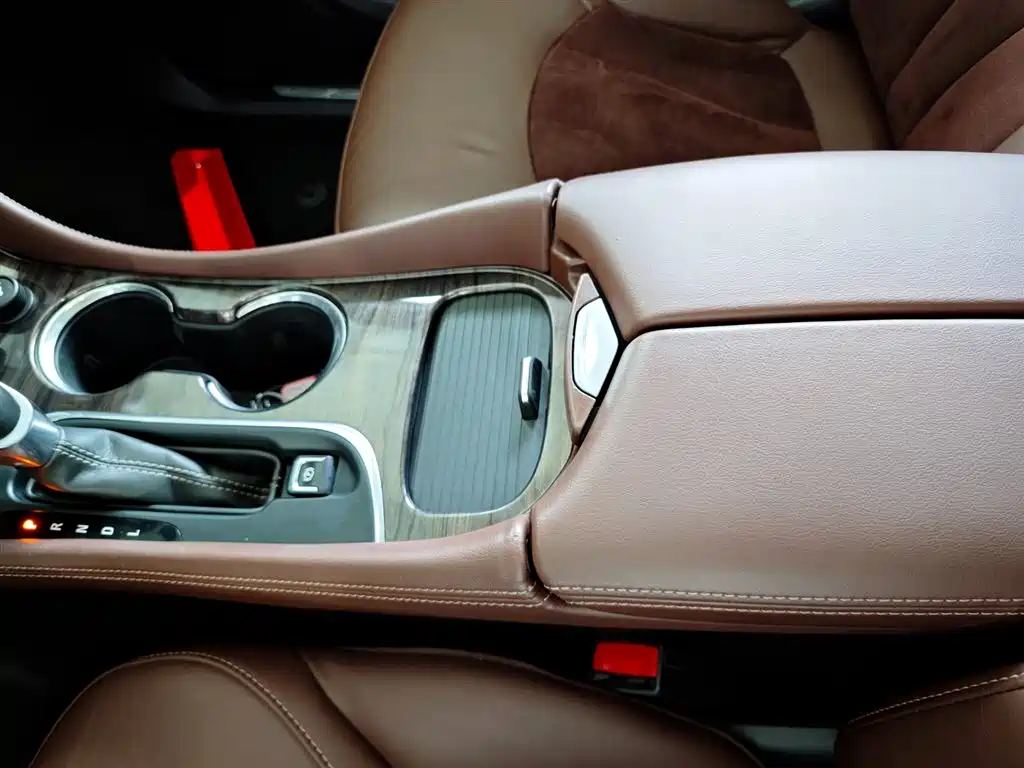 Buick Envision Plus 2017 20T FWD Luxury