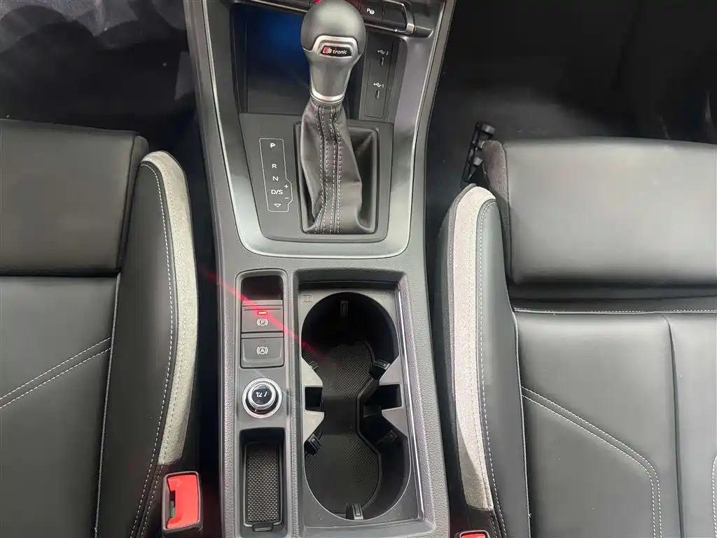 Audi Q3 2024 35 TFSI Fashion Dynamic