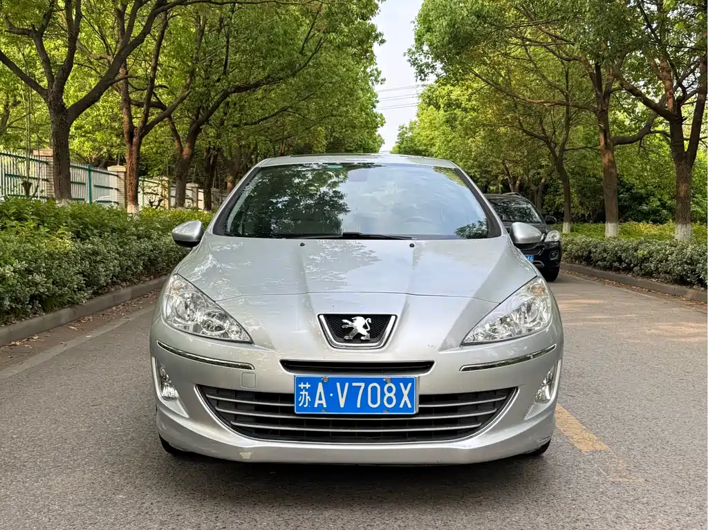 Peugeot 408 2010 2.0L Automatic Premium Edition