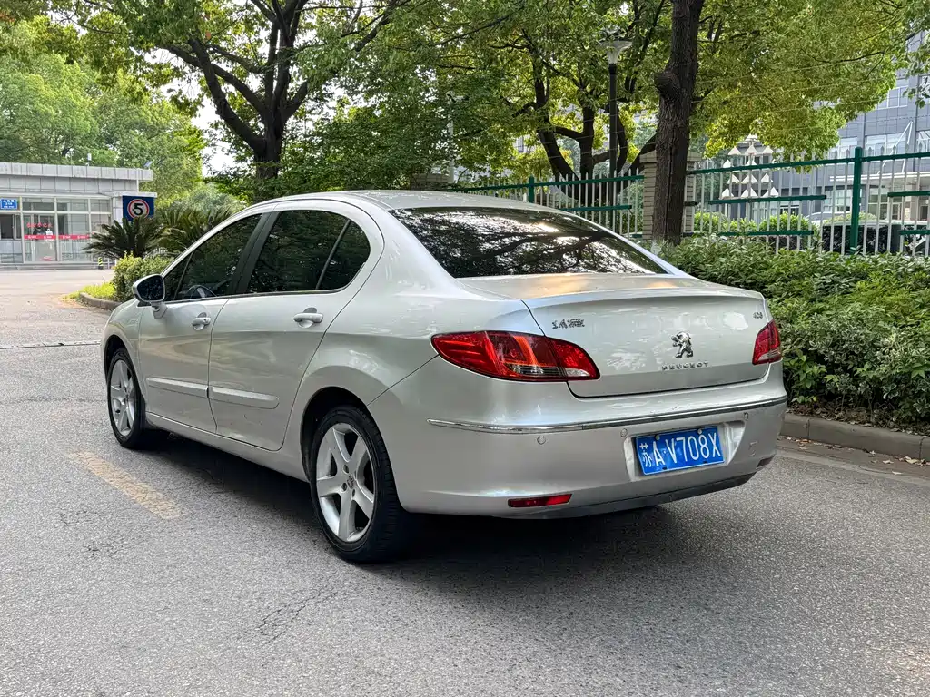 Peugeot 408 2010 2.0L Automatic Premium Edition