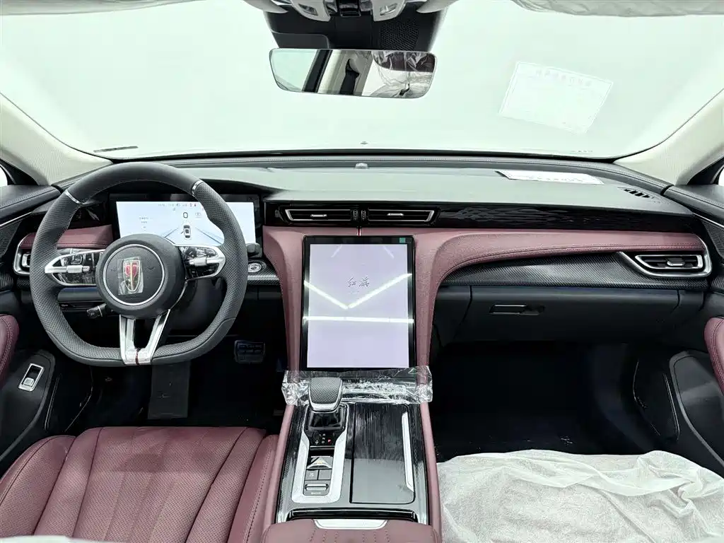 Hongqi H5 2025 2.0T Automatic Xuanying Edition