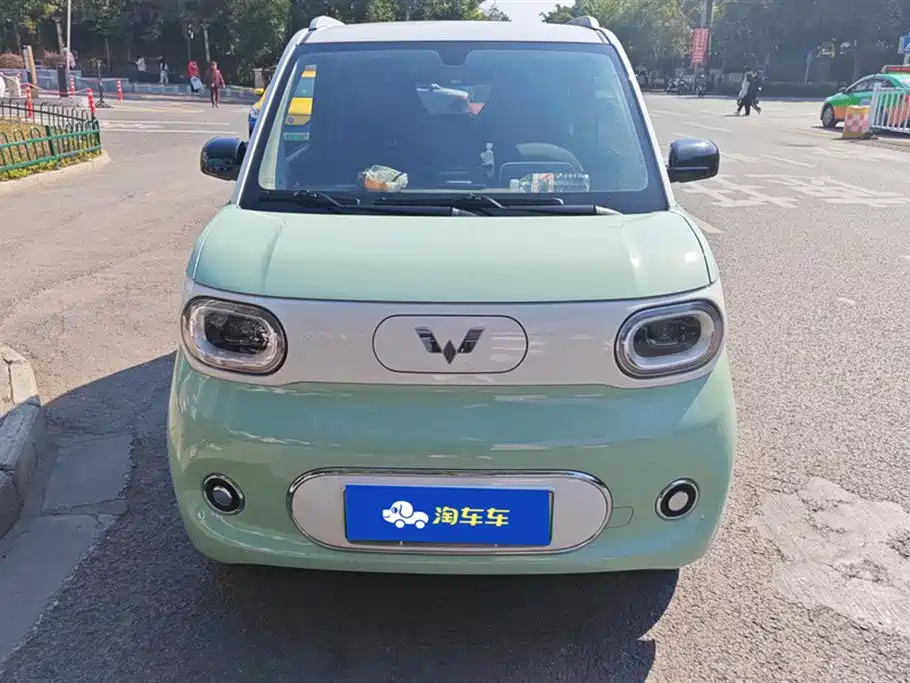 Wuling Hongguang MINI EV 2024 3rd Generation 215km Advanced Edition