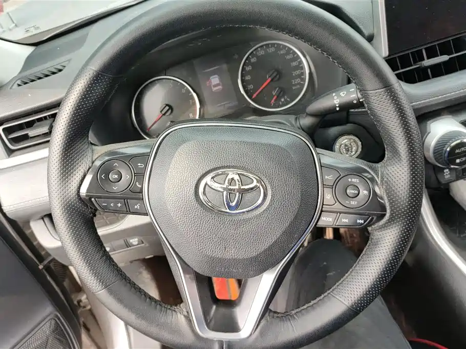 Toyota Wildlander 2020 2.0L CVT 2WD Luxury Edition