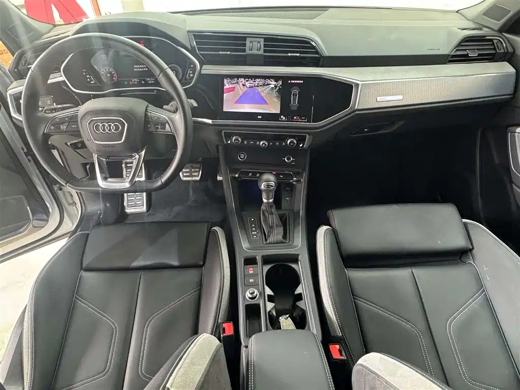 Audi Q3 2024 35 TFSI Fashion Dynamic