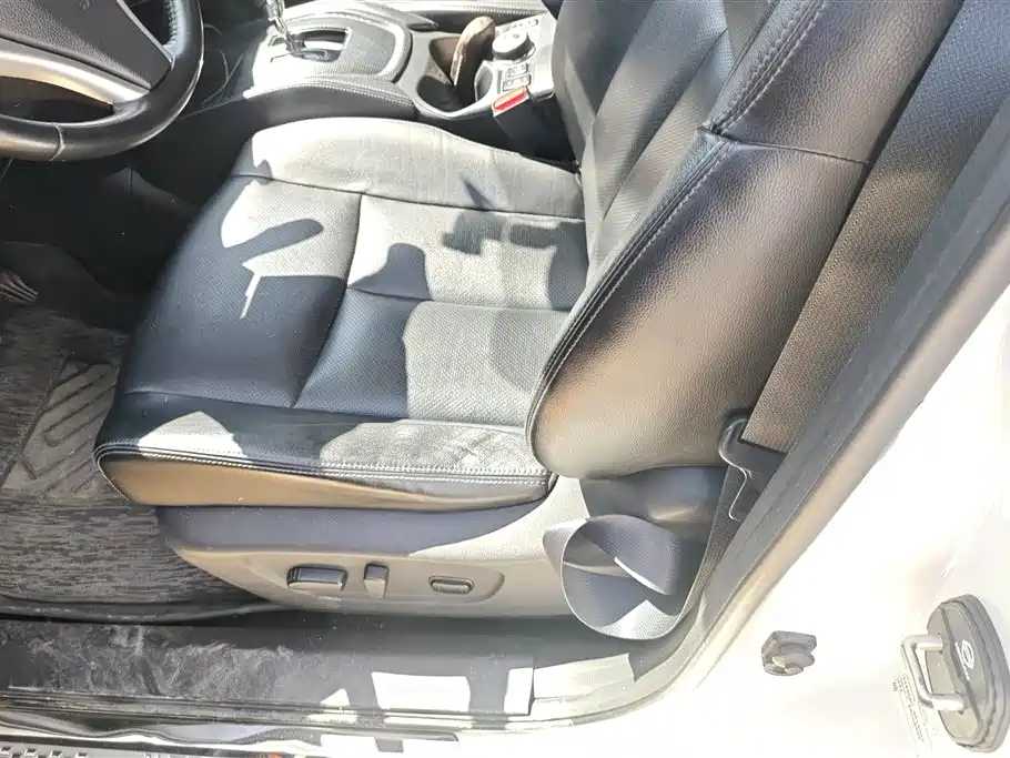 Nissan X-Trail 2014 2.5L CVT Supreme Edition 4WD