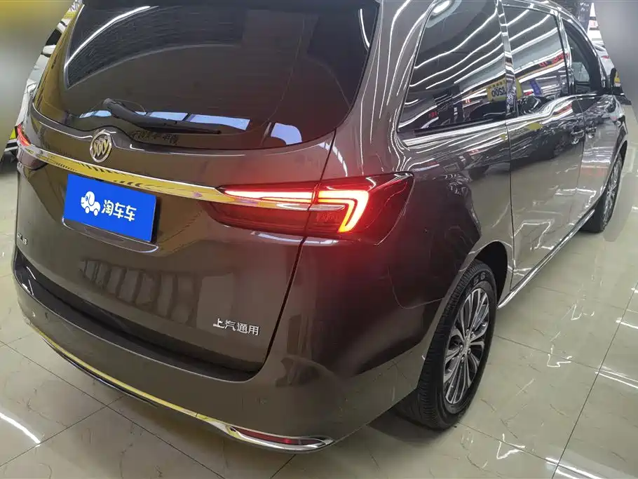Buick GL8 2023 Land Business Class Zhi Xiang