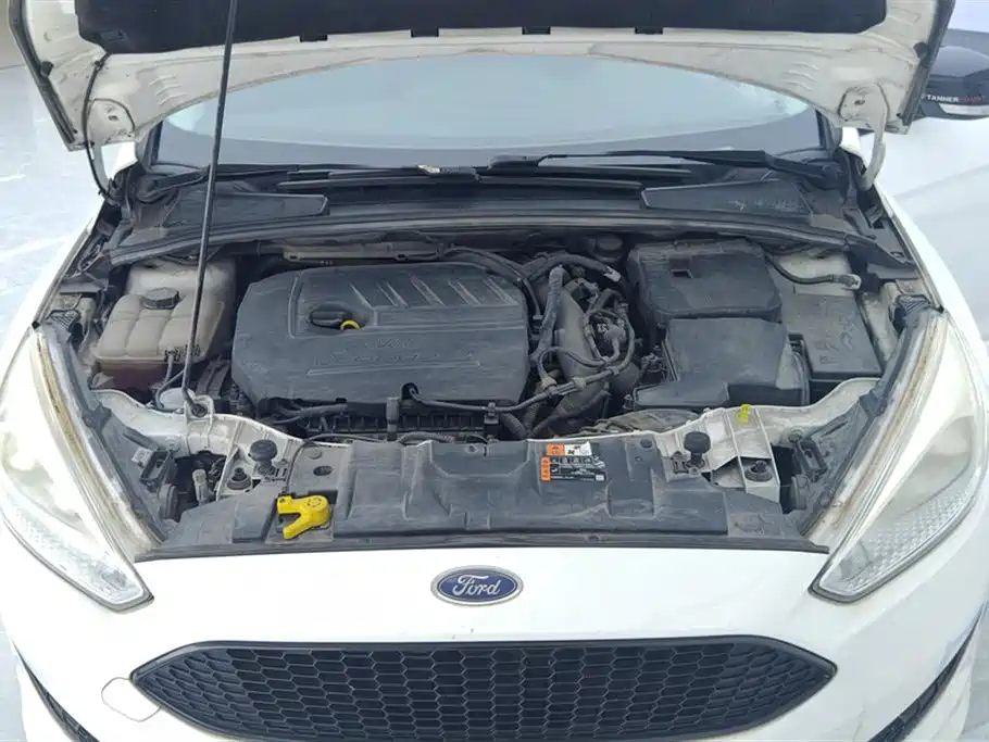 Ford Focus 2017 1.5T CTCC White and Black Limited Edition