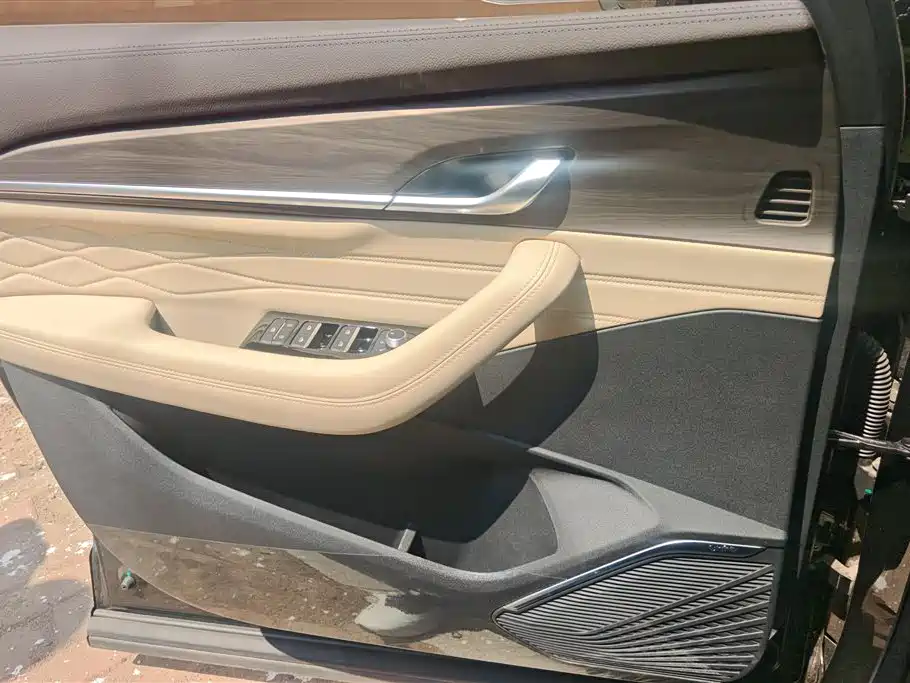 Geely Monjaro 2025 Dongfang Yao 2.0TD AWD Wangyue Edition