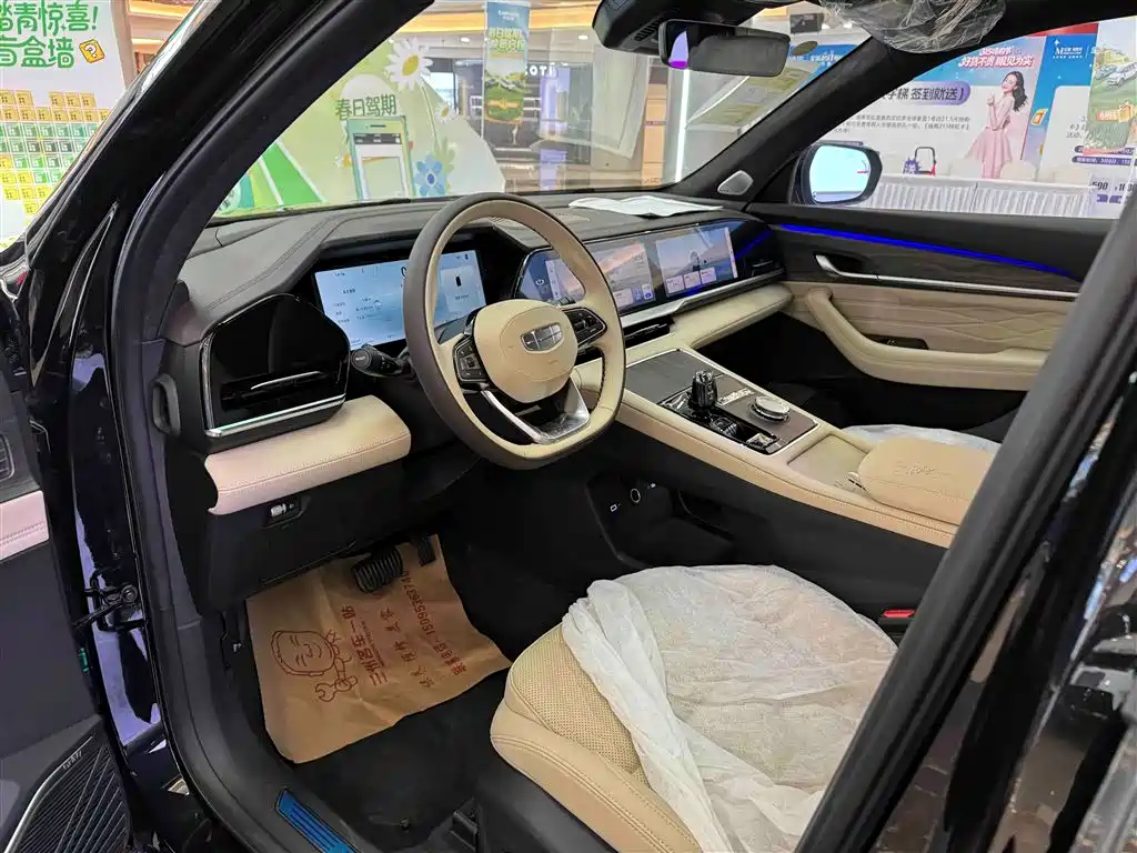 Geely Monjaro 2025 Dongfang Yao 2.0TD Automatic Lanxing Edition