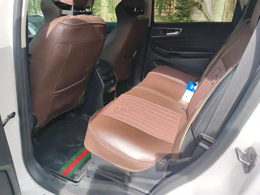 Edge 2016 EcoBoost 245 AWD Zunrui Edition 7-seat