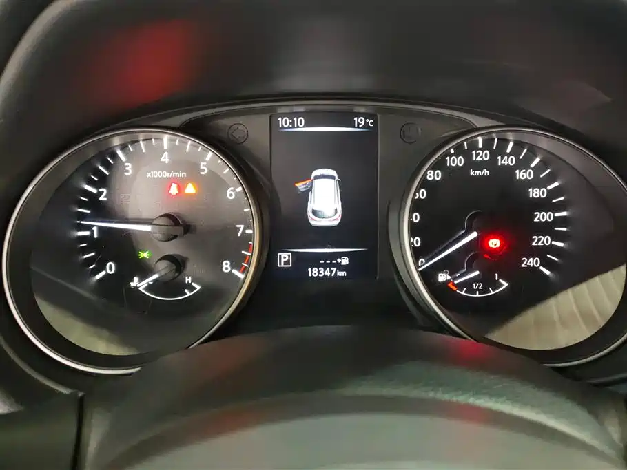 Nissan Qashqai 2025 Honor 2.0L CVT XV+ Leading Edition