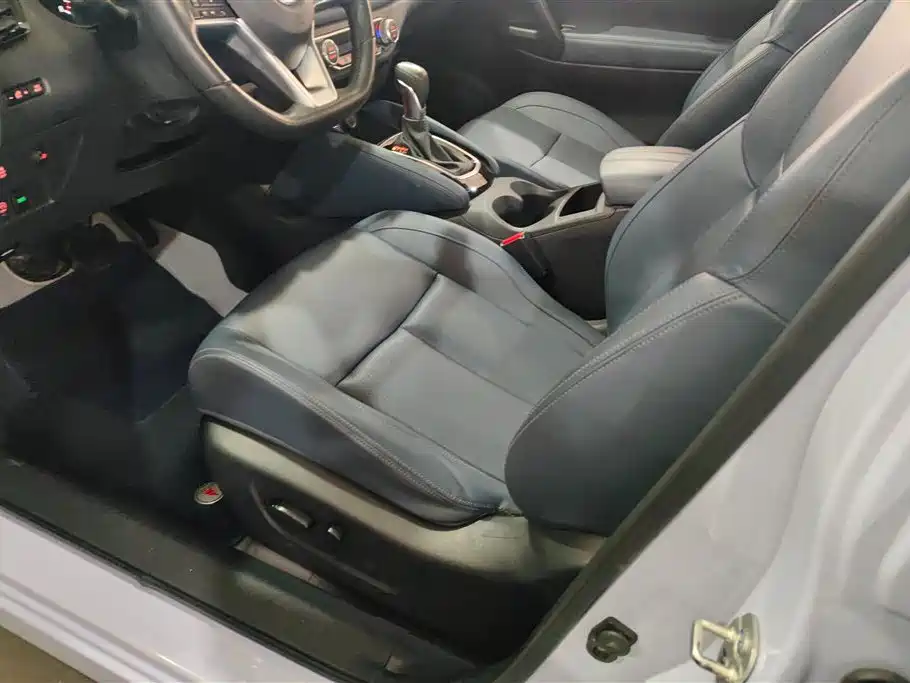 Nissan Qashqai 2025 Honor 2.0L CVT XV+ Leading Edition