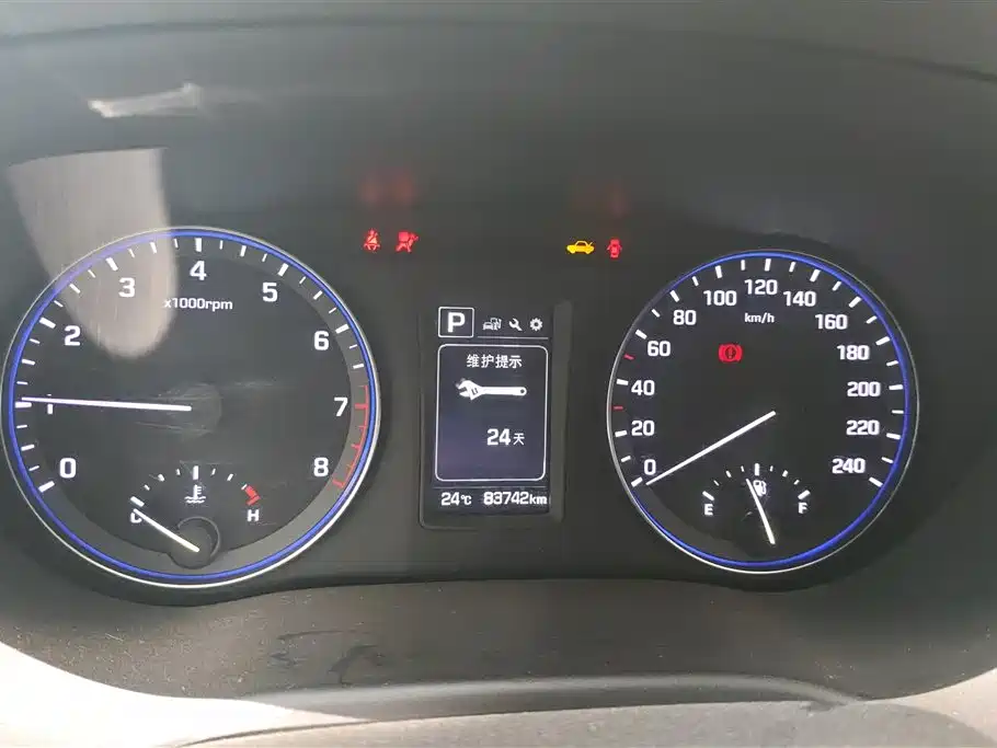Hyundai Mistra 2016 1.8L Automatic Smart Edition GLS