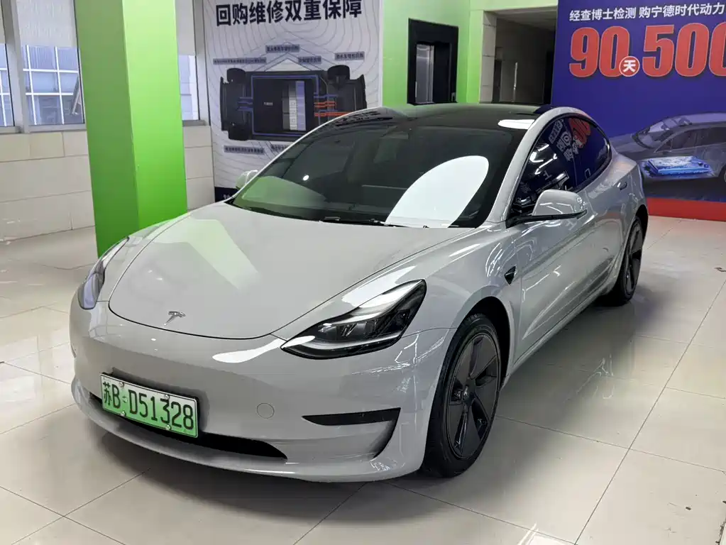 Model 3 2022 Rear-Wheel Drive