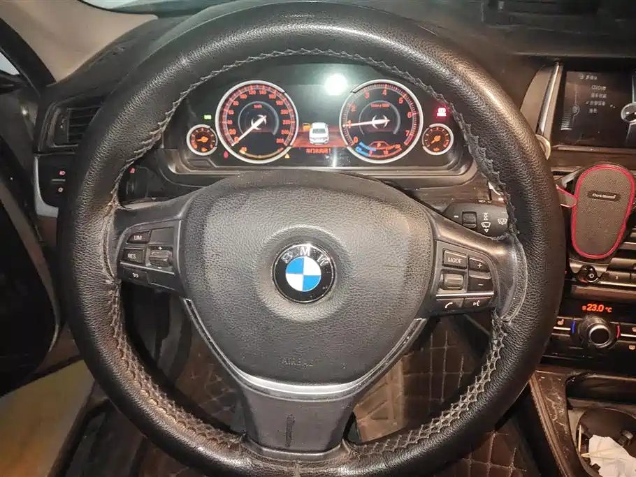 BMW 5 Series 2017 525Li Luxury Design Package - фото 15
