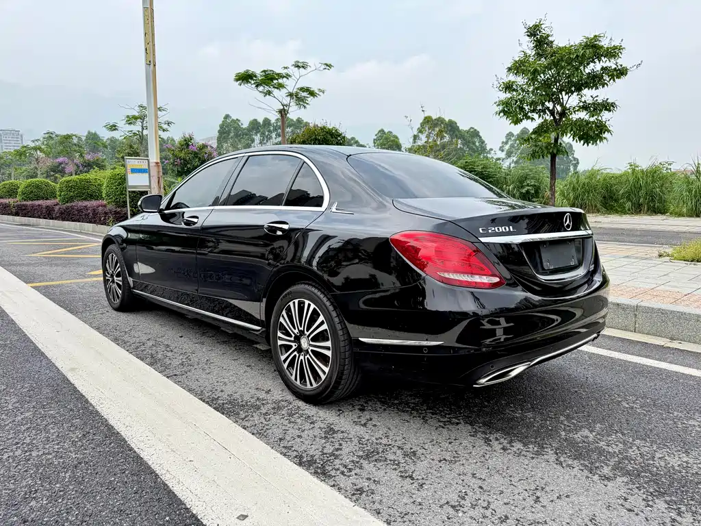 Mercedes-Benz C-Class 2015 Facelift C 200 L
