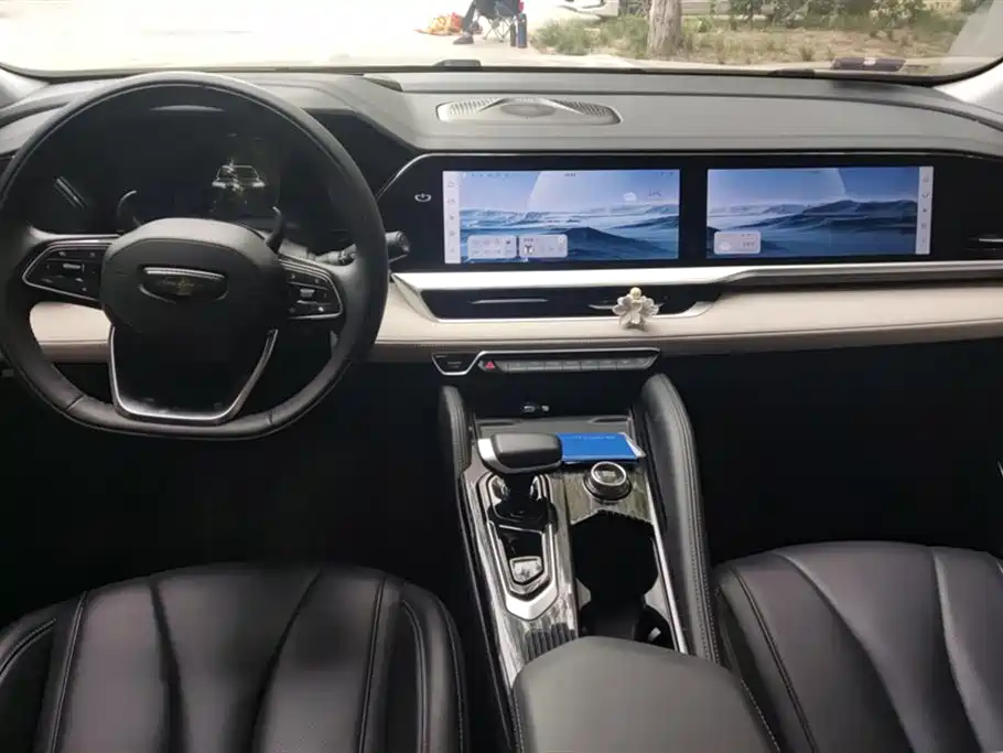 Geely Monjaro 2023 2.0TD High-Power Auto FWD Flagship