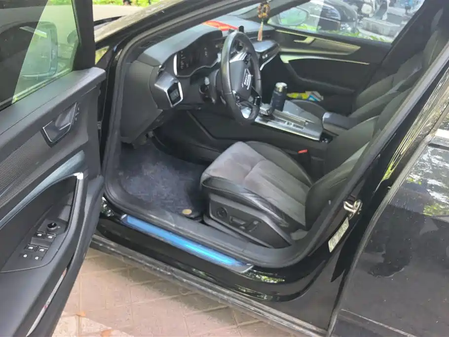 Audi A6L 2019 45 TFSI Zhenxuan Dynamic Edition