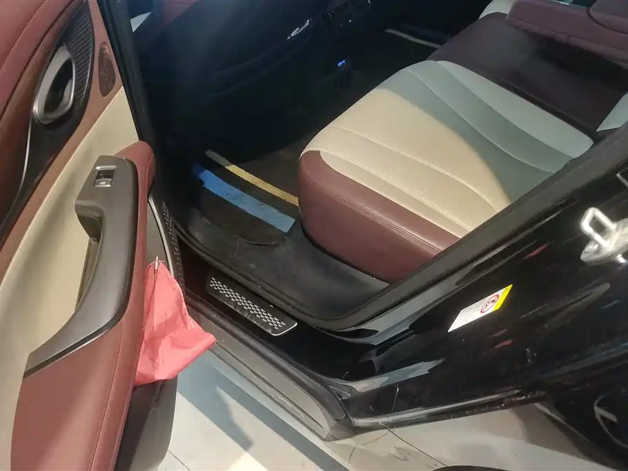 BYD Seal 2024 Honor Edition DM-i 1.5L 121km Prestige