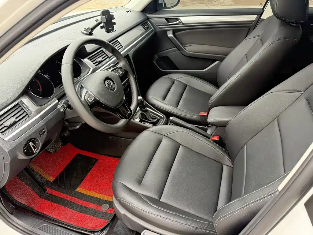 Bora 2019 Bora Legend 1.5L Automatic Leading Edition China VI