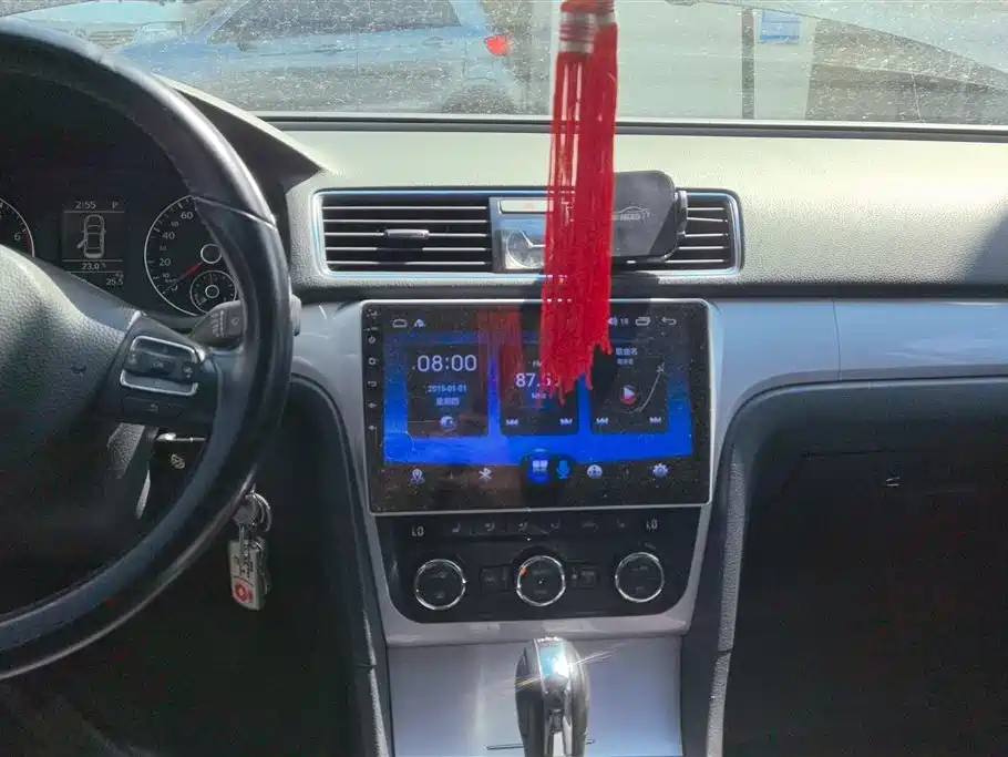 Volkswagen Passat 2014 1.8TSI DSG Zunrong Edition