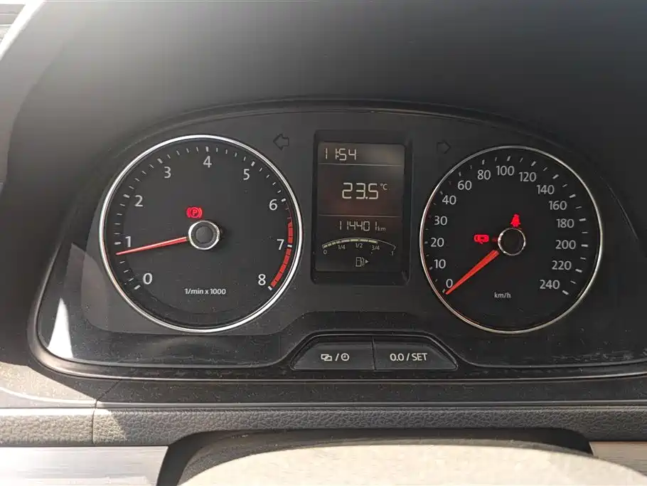 Volkswagen Lavida 2013 Facelift 1.4TSI Manual Comfort Edition