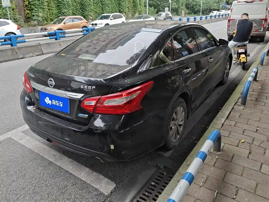 Nissan Altima 2016 2.0L XE Fashion Edition