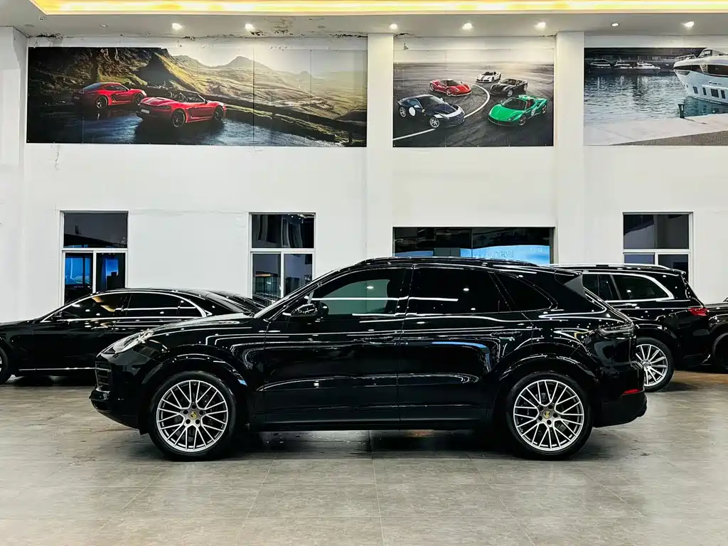 Porsche Cayenne 2023 Cayenne 3.0T Platinum Edition