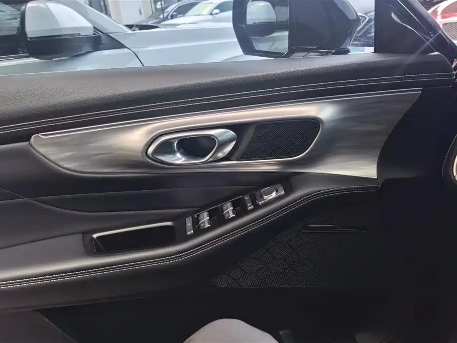 GAC Trumpchi GS8 2024 Pilot Series 2.0TGDI 2WD Luxury Smart Connect Edition 7-Seater