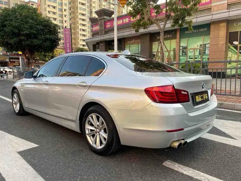 BMW 5 Series 2013 525Li Leading Edition