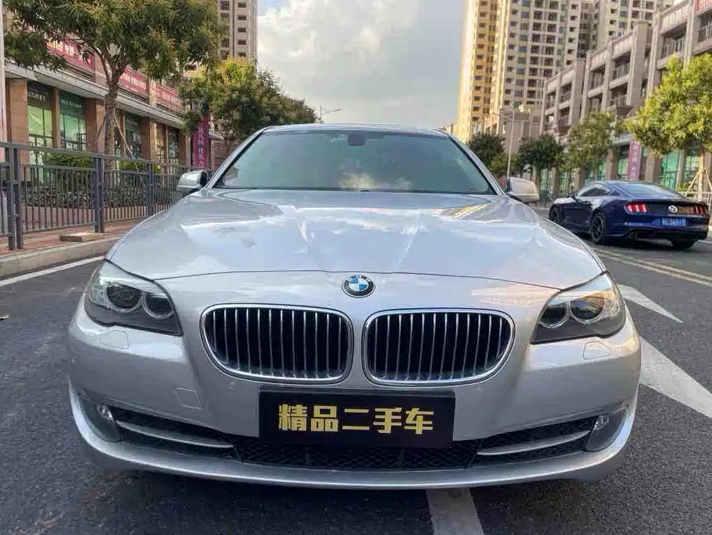 BMW 5 Series 2013 525Li Leading Edition