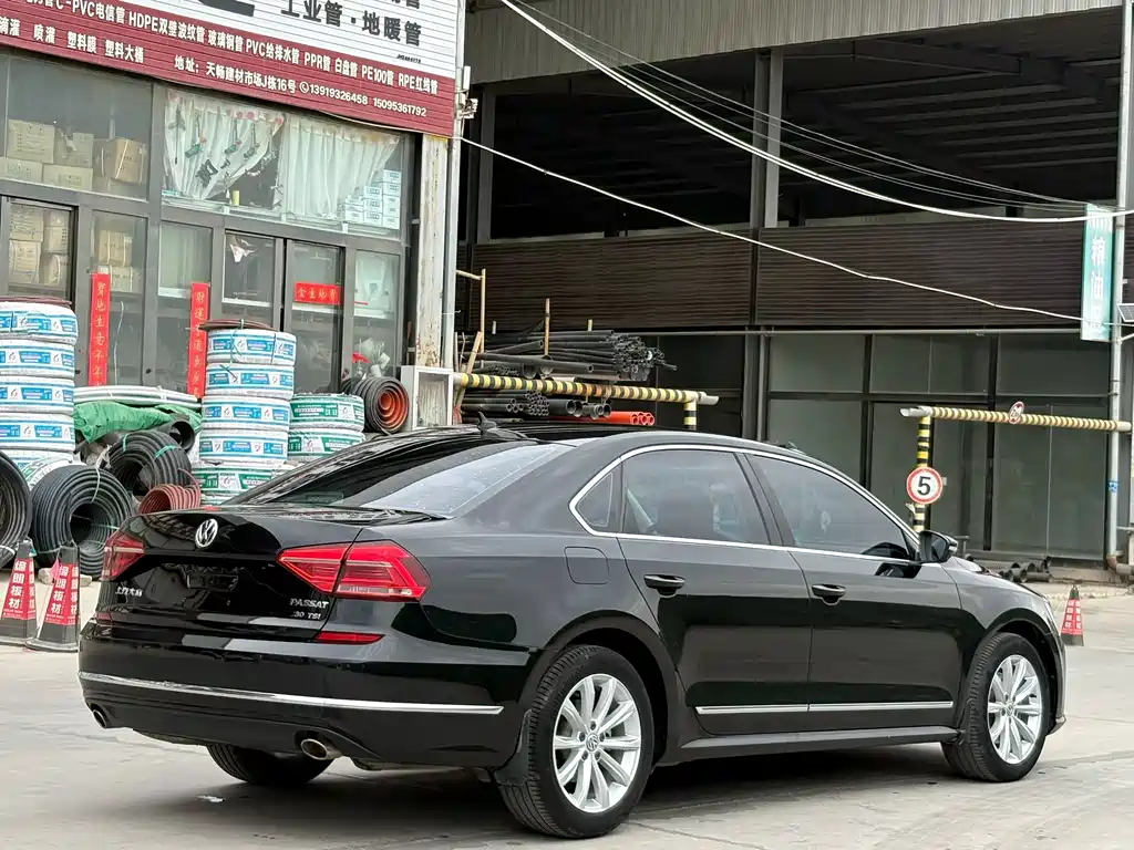 Volkswagen Passat 2016 330TSI DSG Zunrong Edition