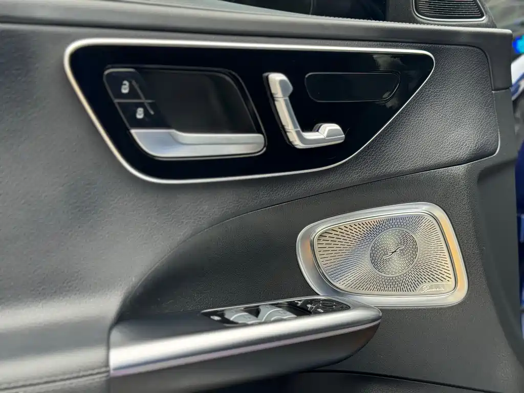 Mercedes-Benz C-Class 2022 C 260 L皓夜 Sport Edition