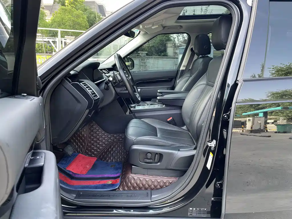 Land Rover Discovery 2020 2.0T SE