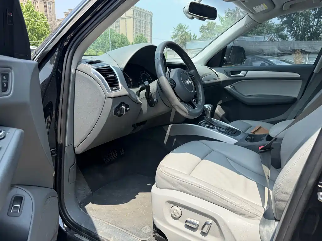 Audi Q5 2017 40 TFSI Technik